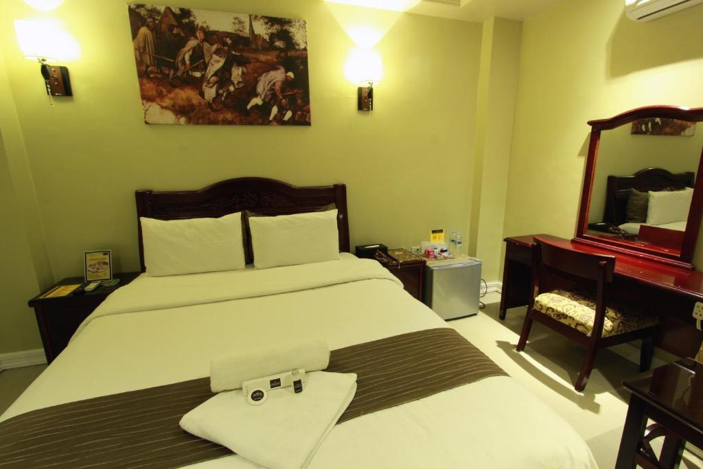 Clark Imperial Hotel Анхелес Номер фото